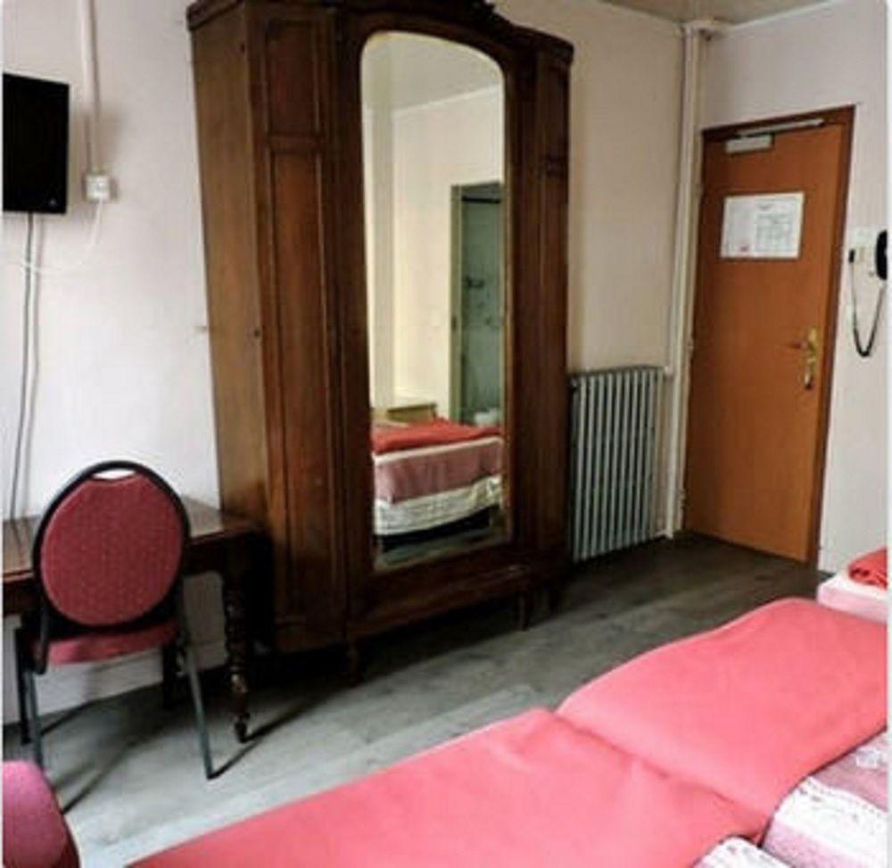Hipotel Paris Voltaire Bastille Exterior photo