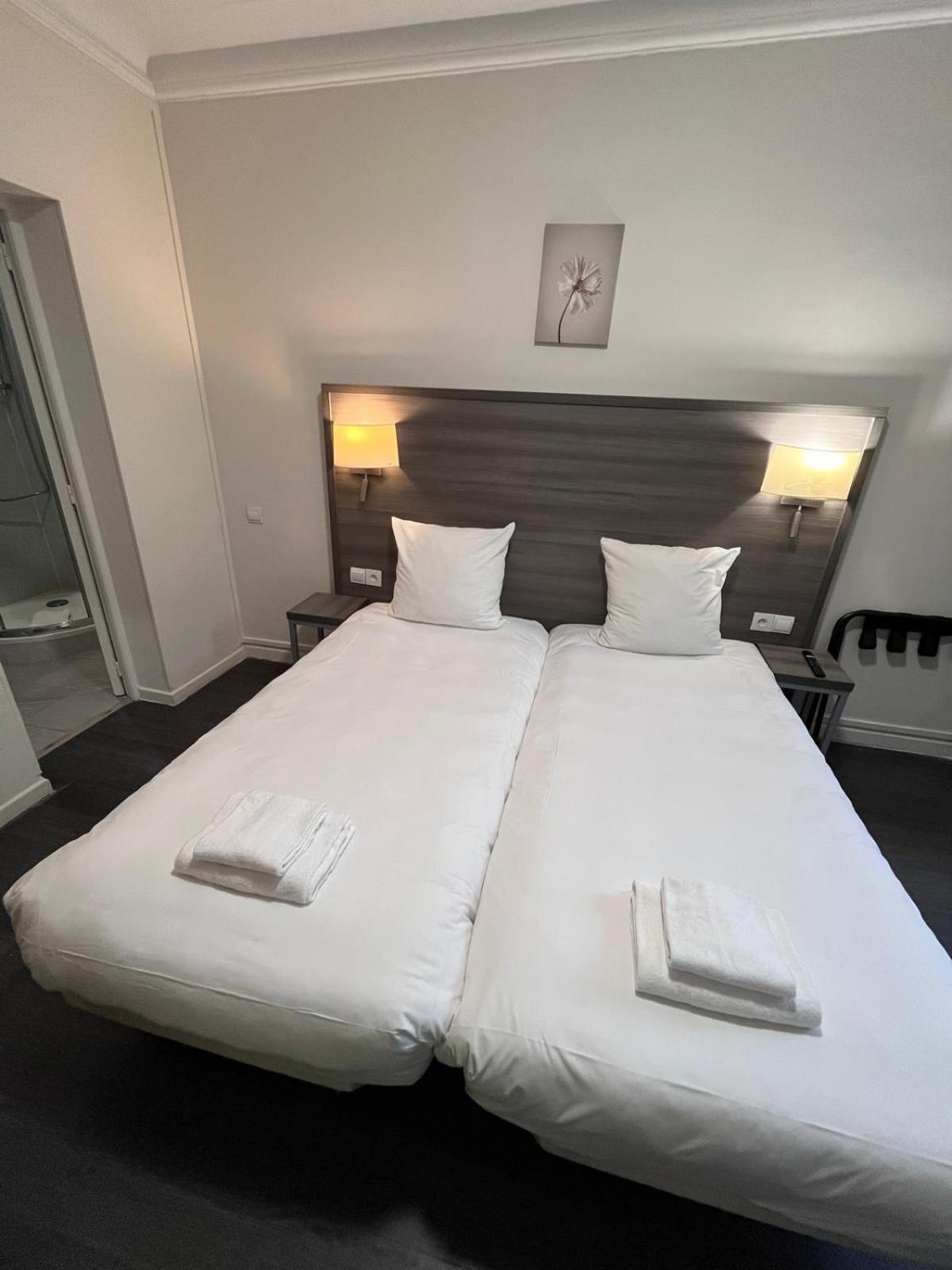 Hipotel Paris Voltaire Bastille Exterior photo